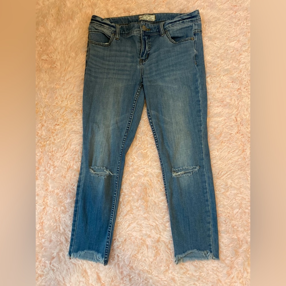 Free People ripped capris